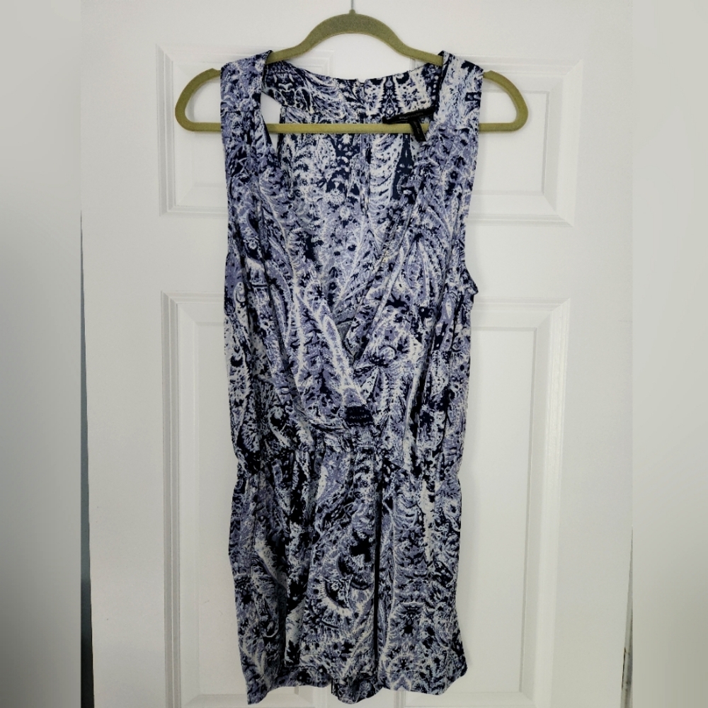BCBGMaxAzria Thalia Blue Patterned Romper M